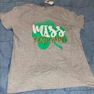 NWT Gildan Gray Miss Lucky Charm T-Shirt women’s large